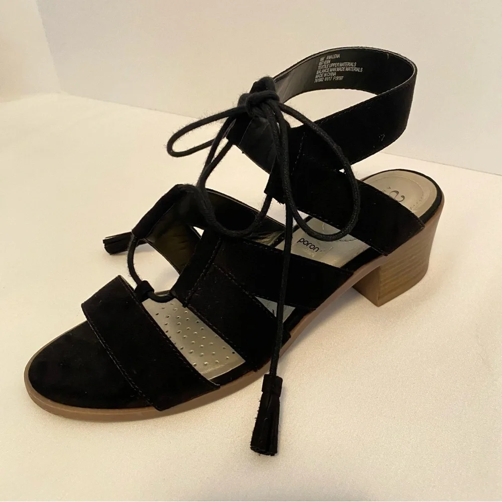 A.N.A. A New Approach Lena Faux Suede Strappy Lace-Up Sandal Shoe Size 8